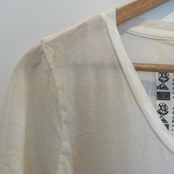 Quicksilver Women’s Distressed Feather V-Neck Tee. - Cream - Picture 2 of 7